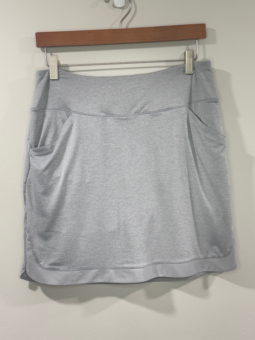 CHASE 54 Women’s Light Gray Athletic Golf Skort Size S